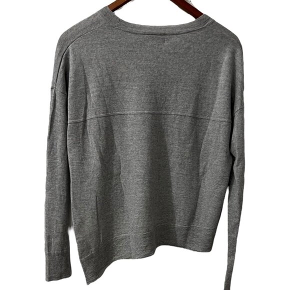 Aritzia Wilfred‎ Gray Italian Wool Asymmetrical Hem Loose Fit Pullover Sweater M - Picture 3 of 5